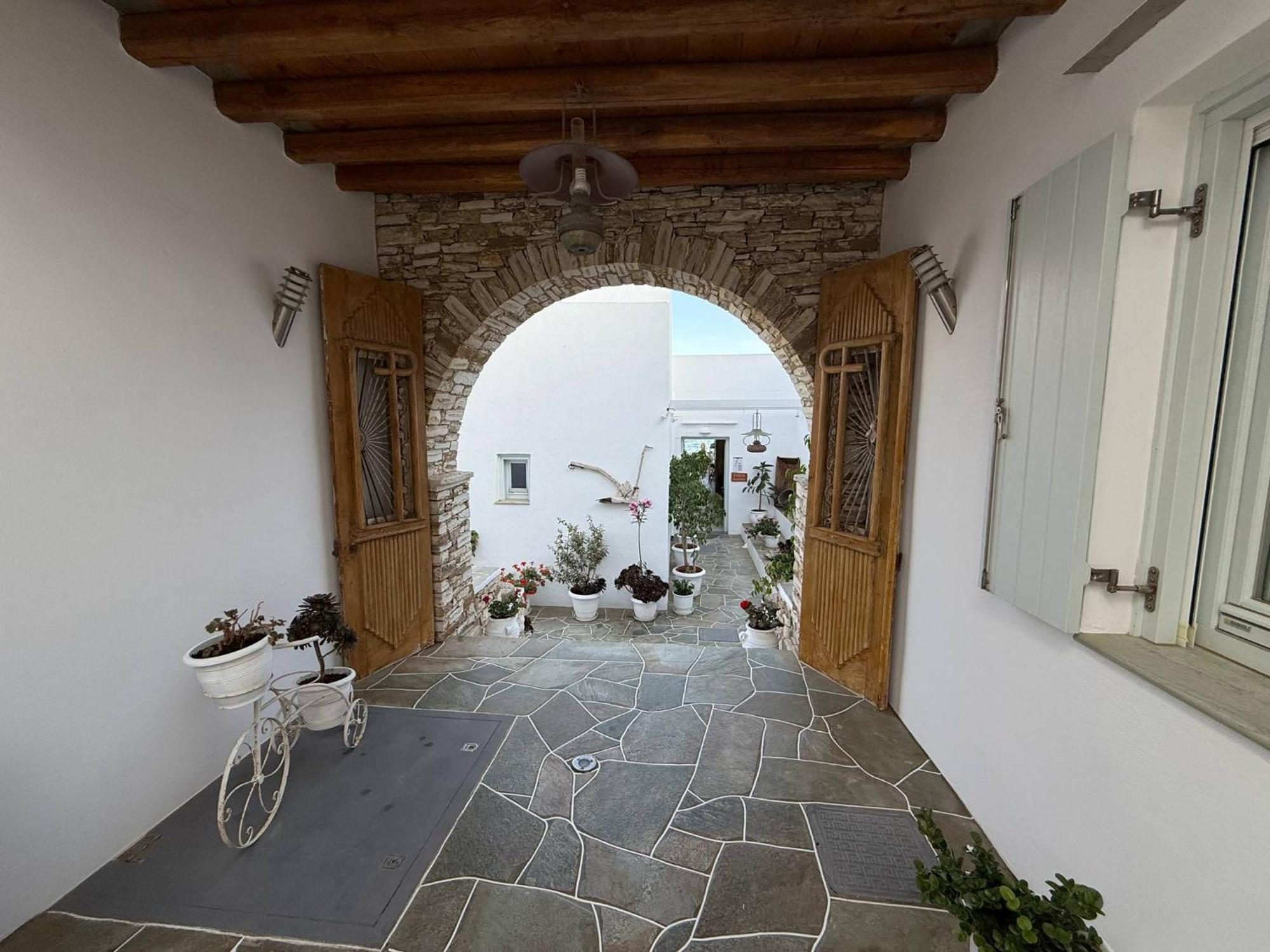Kohylia Beach Guest House Platis Gialos  Exterior photo