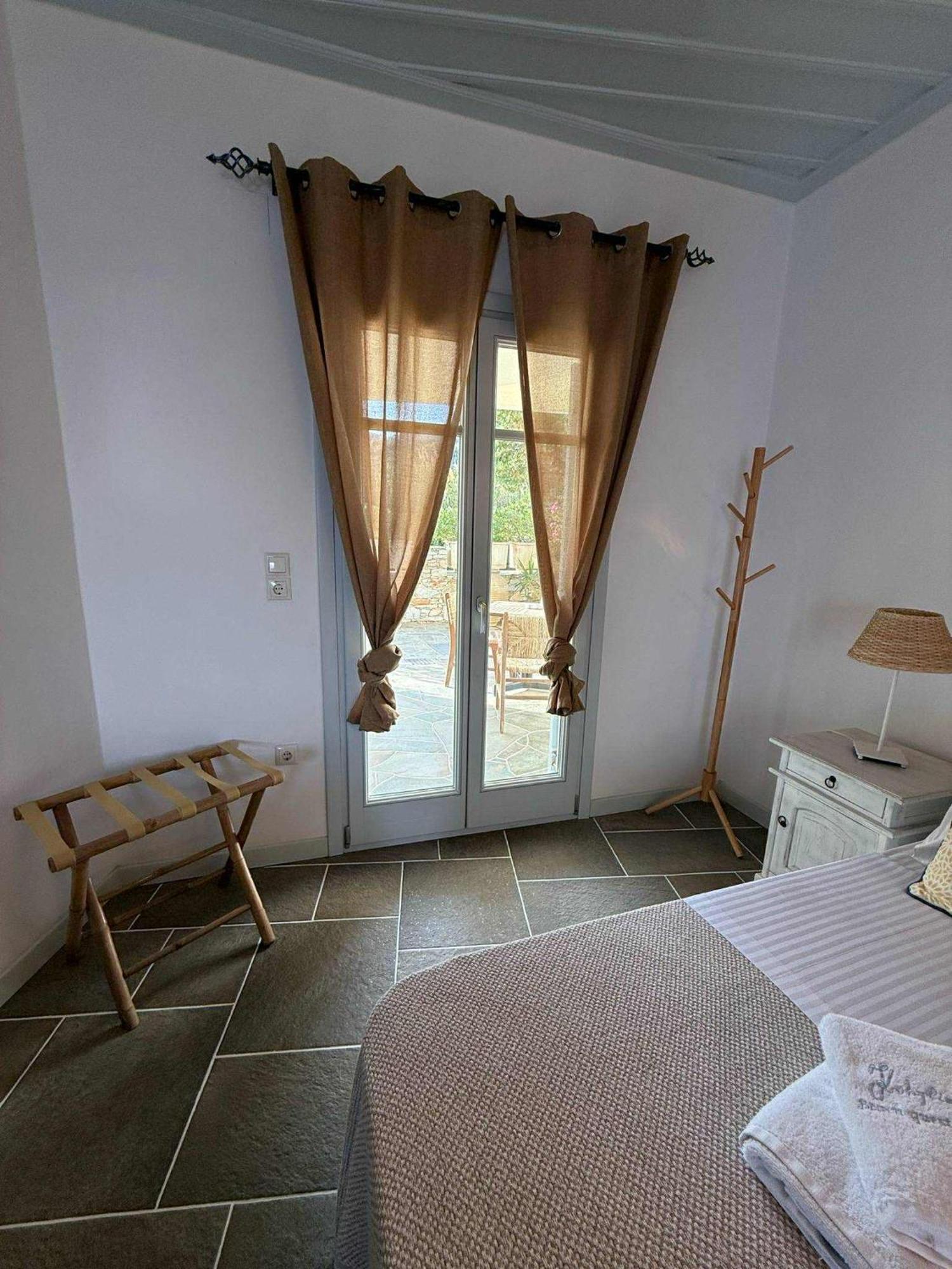 Kohylia Beach Guest House Platis Gialos  Exterior photo